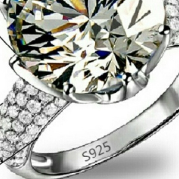 925 STERLING SILVER CZ RING - Picture 9 of 9